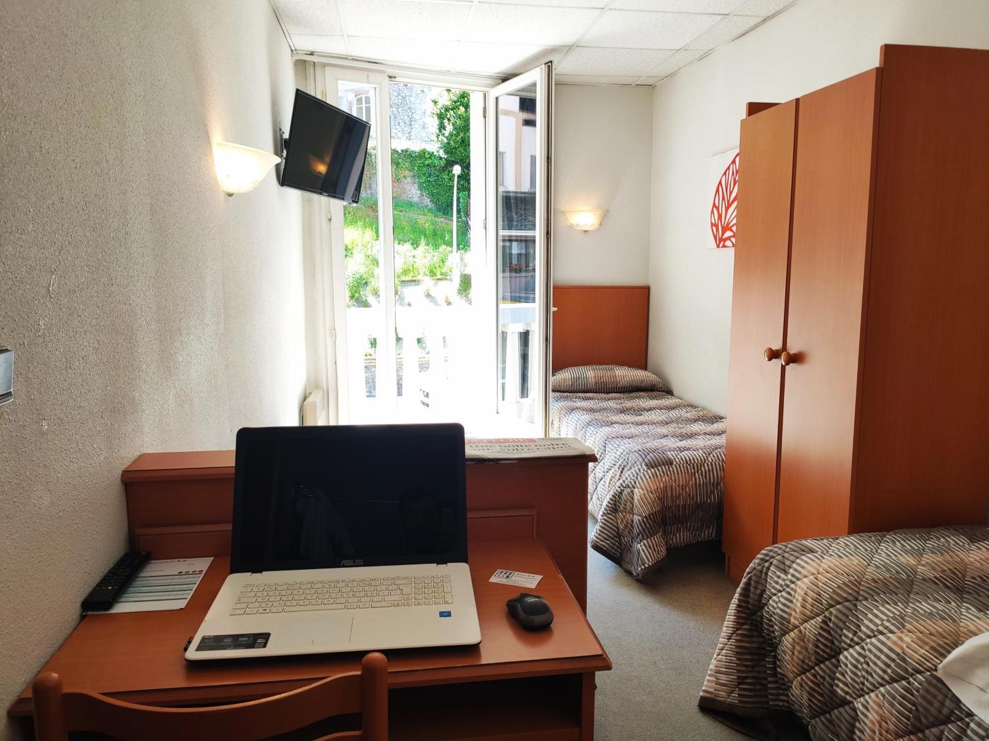 לורדה Hotel Compostelle מראה חיצוני תמונה