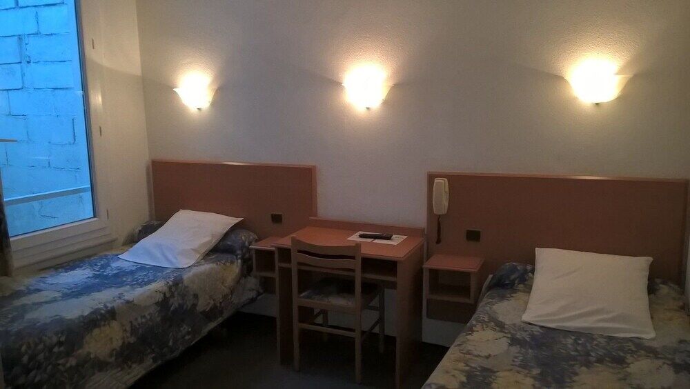 לורדה Hotel Compostelle מראה חיצוני תמונה
